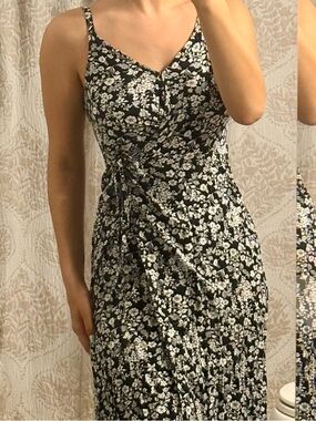 Hollister Black & White Floral Wrap Sundress